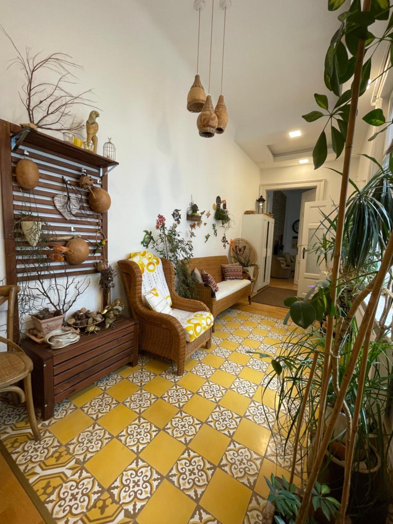 Amber Pearl Apartment 2 Rooms And 2 Bathrooms At Kalvin Square Budapest Bagian luar foto