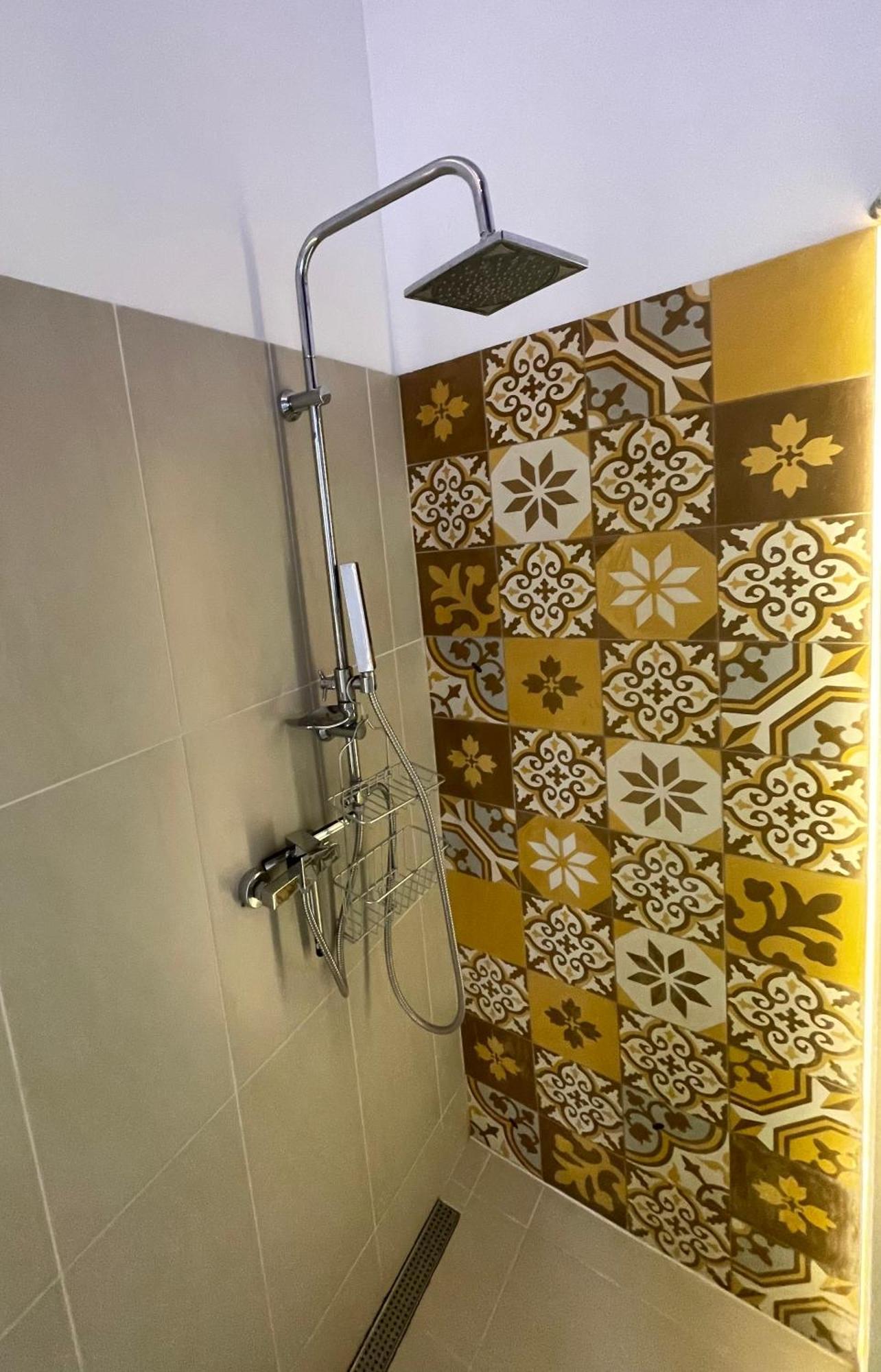 Amber Pearl Apartment 2 Rooms And 2 Bathrooms At Kalvin Square Budapest Bagian luar foto